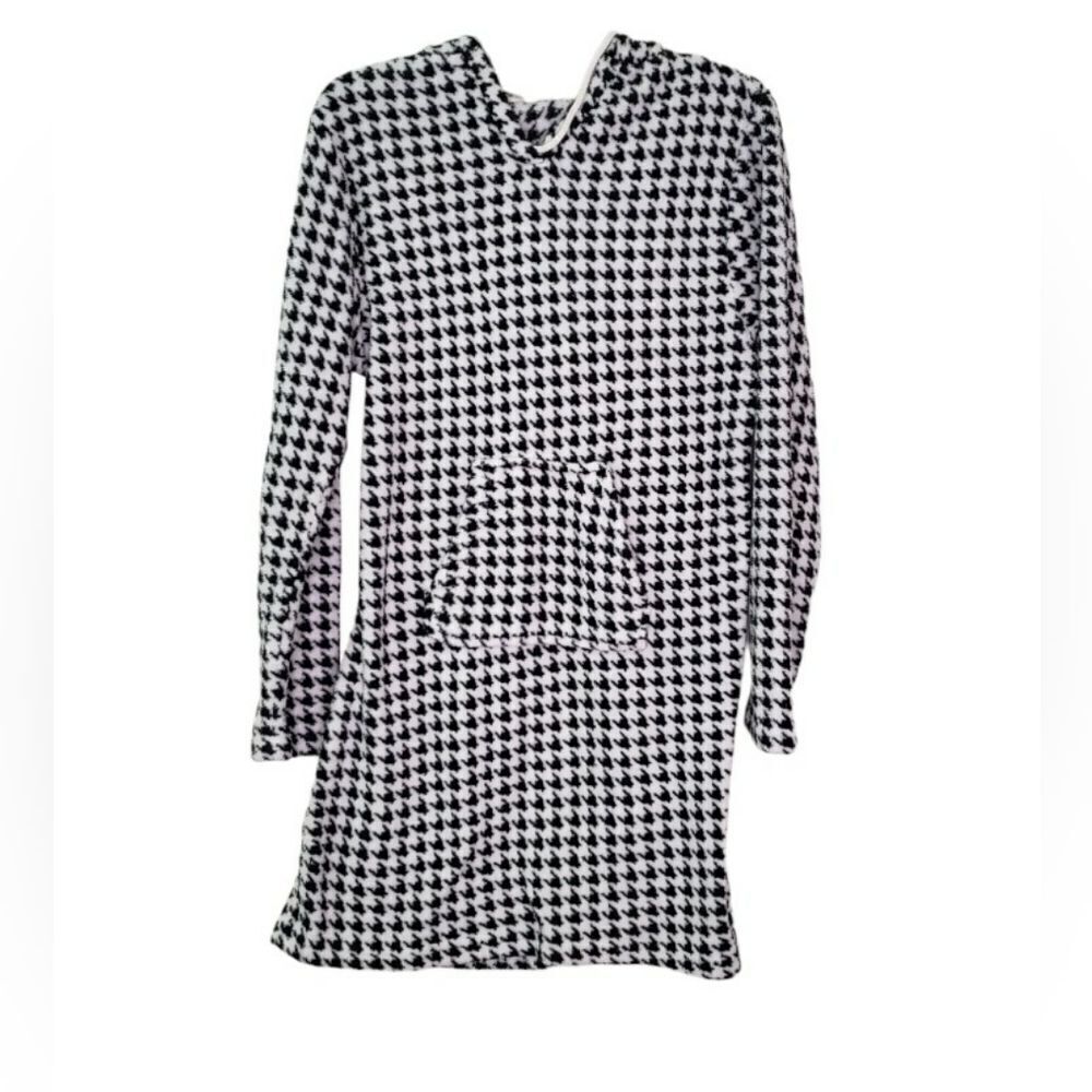 Drama Hooded Robe/Gown